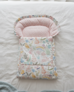Dreamy Forest - carrying nest