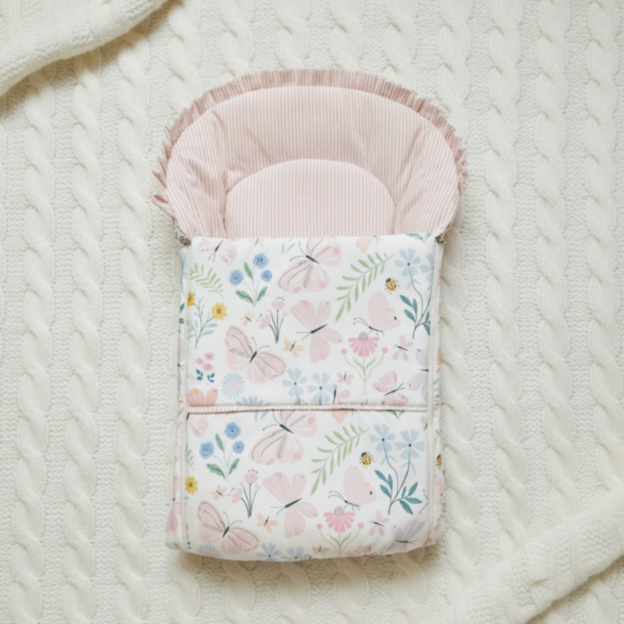 Blush Pearl Zip Nest
