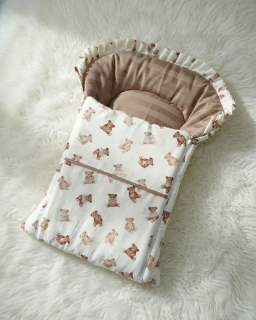 Honey Bear - Carrying Nest